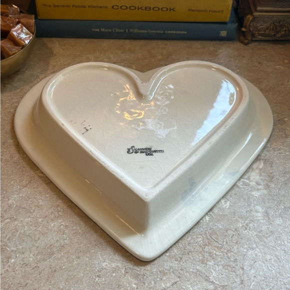 Heart-Shaped Ceramic Platter with Red and Blue Accents - Picture 4 of 10